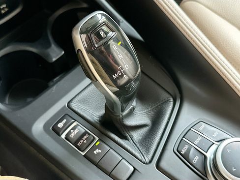 Used 2022 BMW X1 sDrive28i w/ Convenience Package image 17