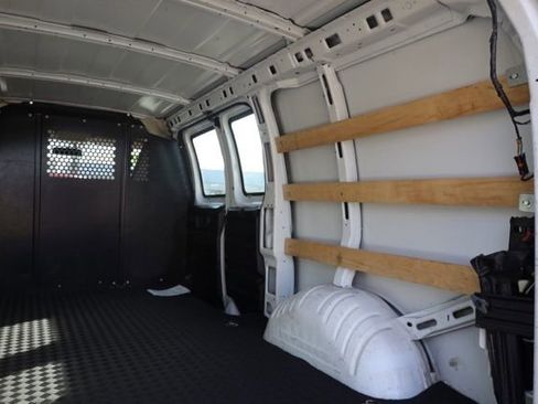 Used 2023 Chevrolet Express 2500 Work Van w/ Driver Convenience Package image 25