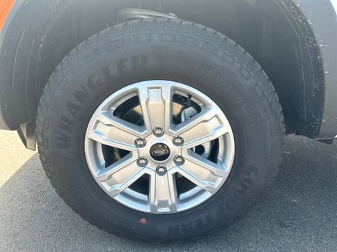 New 2025 Ford Ranger XL image 9