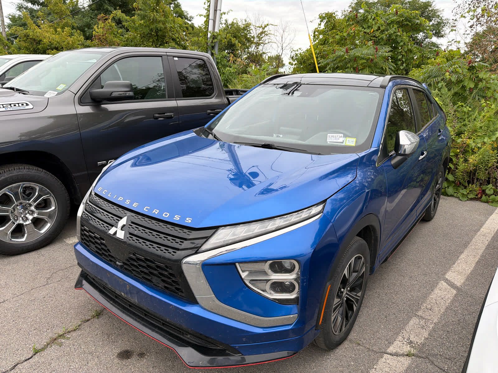 Used 2022 Mitsubishi Eclipse Cross AWD image 3
