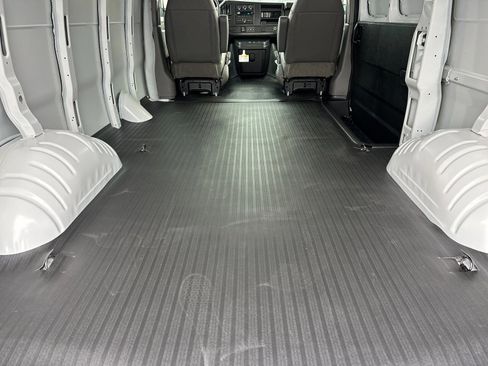 New 2025 GMC Savana 2500 w/ Driver Convenience Package RWD image 14