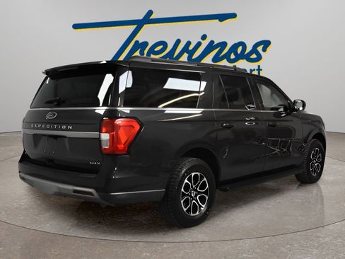 Used 2024 Ford Expedition Max XLT RWD image 2