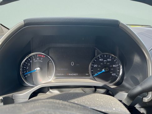 Used 2017 Ford F250 Lariat w/ Chrome Package AWD/4WD image 9