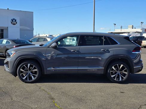 New 2026 Volkswagen Atlas Cross Sport SEL Premium R-Line image 2
