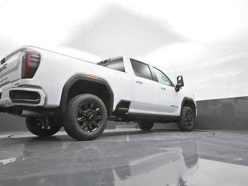 New 2026 GMC Sierra 2500 AT4 w/ AT4 Premium Plus Package AWD/4WD image 42