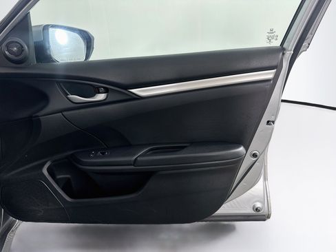 Used 2020 Honda Civic Sport image 29