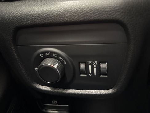 New 2025 Jeep Grand Cherokee Laredo X w/ Luxury Tech Group I image 23