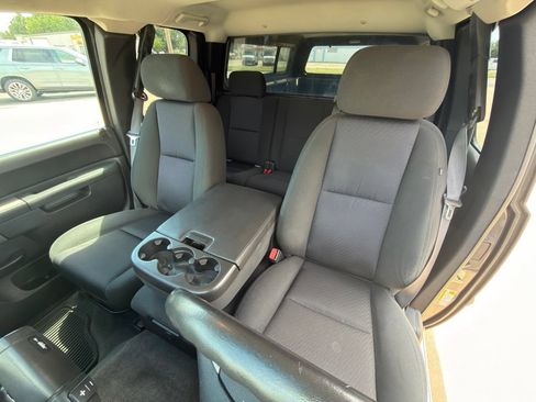 Used 2011 Chevrolet Silverado 1500 LT w/ Regional Value Package RWD image 9