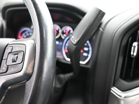 Used 2021 Chevrolet Silverado 1500 LT Trail Boss image 22