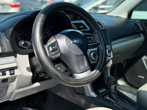 Used 2016 Subaru Forester 2.5i Touring w/ Eyesight & Navigation System AWD/4WD image 14