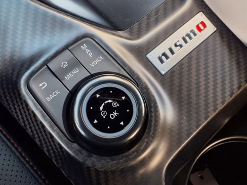 Used 2021 Nissan GT-R NISMO AWD/4WD image 26