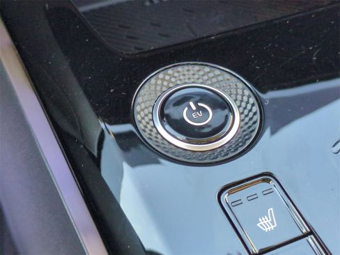 Certified 2024 Kia Niro Wind w/ Wind Preserve Package image 16