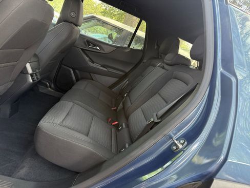 Used 2025 Chevrolet Equinox LT FWD image 36