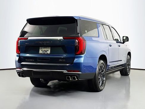 New 2026 GMC Yukon XL Denali w/ Denali Reserve Package image 7