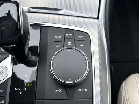 Used 2020 BMW 330i 330i w/ M Sport Package image 38