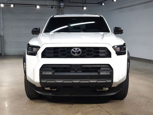 Certified 2025 Toyota 4Runner TRD Off-Road Premium w/ Tow Technology Package image 2