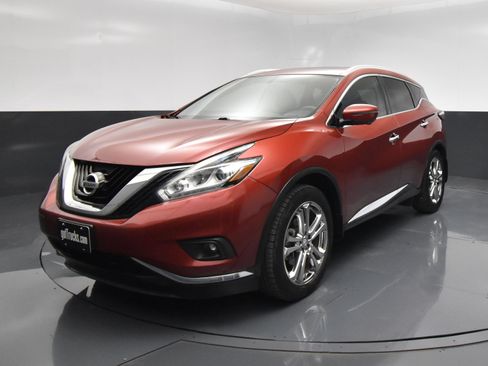 Used 2016 Nissan Murano Platinum w/ Platinum Technology Package FWD image 2