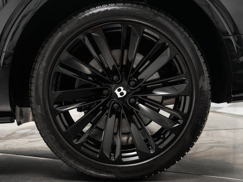 Used 2020 Bentley Bentayga Speed image 11