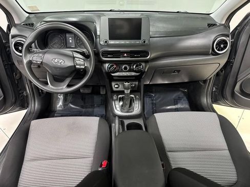Used 2023 Hyundai Kona SE AWD/4WD image 2