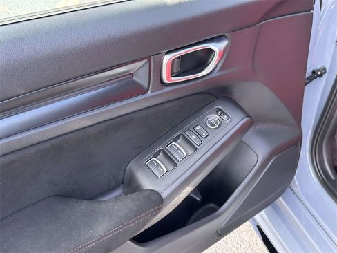 Used 2024 Honda Civic Type R image 18