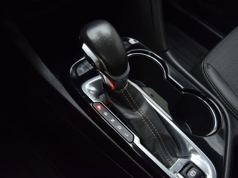 Used 2020 Buick Encore GX Select w/ Sport Touring Package image 25