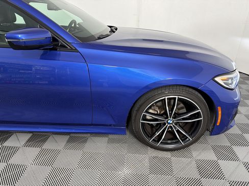 Used 2022 BMW 330i Sedan w/ M Sport Package RWD image 13