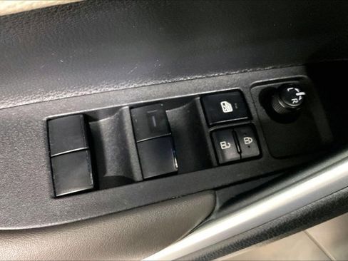 Certified 2024 Toyota Corolla Cross XLE w/ Convenience Package image 40