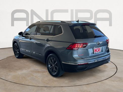 Used 2022 Volkswagen Tiguan SE FWD image 8