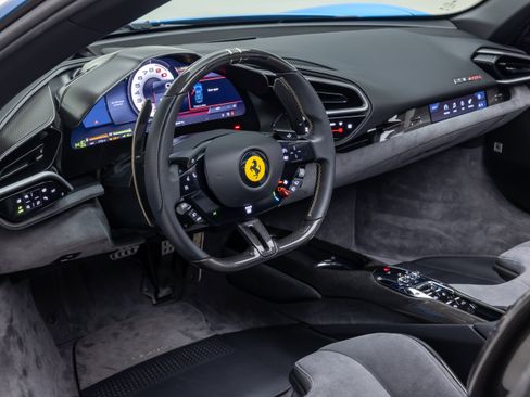 Used 2024 Ferrari 296 GTS RWD image 38
