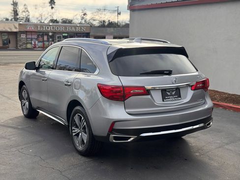 Used 2019 Acura MDX SH-AWD image 4