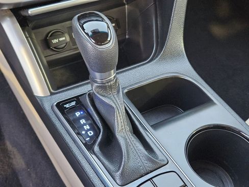 Used 2016 Hyundai Sonata SE image 28