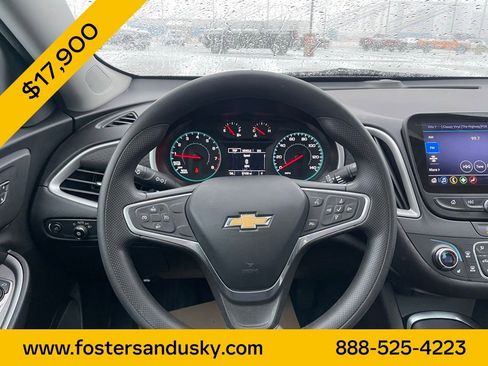 Used 2022 Chevrolet Malibu LT image 11