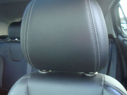 Used 2023 Buick Encore GX Essence w/ Advanced Technology Package image 11