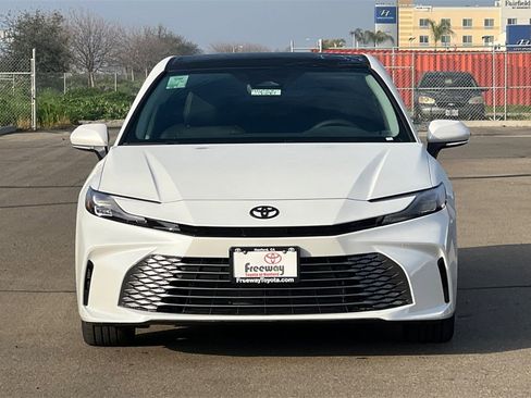 New 2026 Toyota Camry XLE image 9