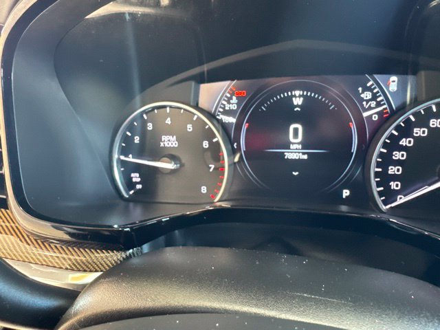 Used 2019 Cadillac XT5 Platinum AWD/4WD image 16