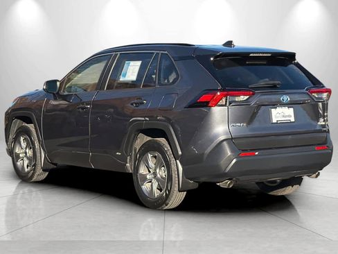 Used 2024 Toyota RAV4 LE image 9