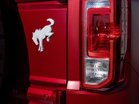 New 2025 Ford Bronco Heritage Edition image 41