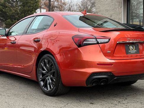 Used 2022 Maserati Ghibli Modena Q4 image 3