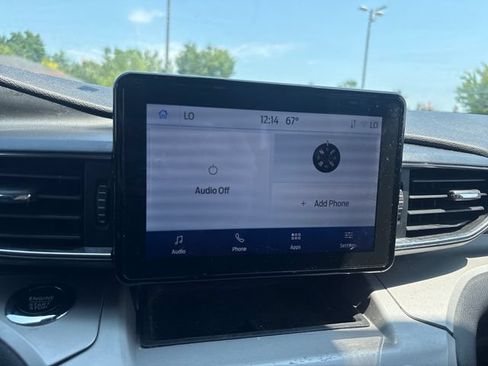 Used 2023 Ford Explorer XLT w/ Equipment Group 202A AWD/4WD image 24