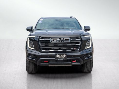 Used 2026 GMC Yukon AT4 w/ AT4 Premium Plus Package AWD/4WD image 8