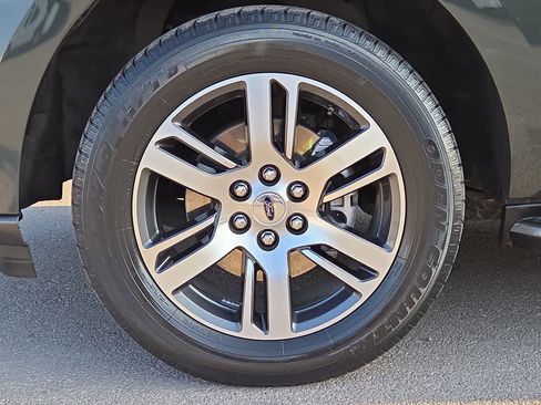 Used 2022 Ford Expedition Max XLT RWD image 12