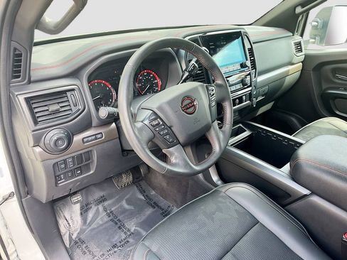 Used 2024 Nissan Titan PRO-4X w/ Off Road Protection Package image 9
