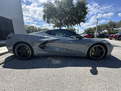 Used 2024 Chevrolet Corvette Stingray Premium Cpe w/ 3LT RWD image 9