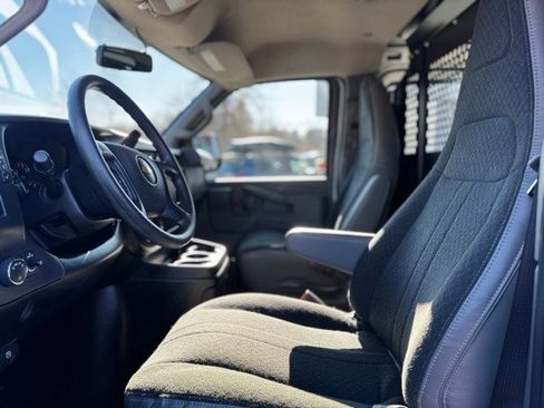 Used 2024 Chevrolet Express 2500 w/ Driver Convenience Package image 11