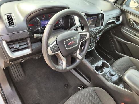 Used 2022 GMC Terrain SLE w/ Driver Convenience Package image 25