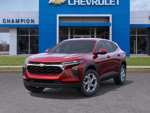 New 2026 Chevrolet Trax LS w/ LS Convenience Package FWD image 6