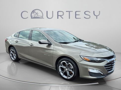 Used 2020 Chevrolet Malibu LT FWD image 7