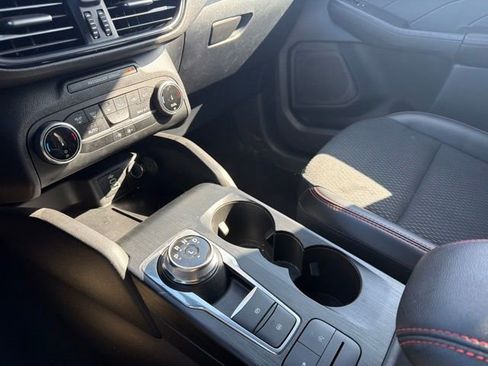 Used 2025 Ford Escape ST-Line FWD image 40
