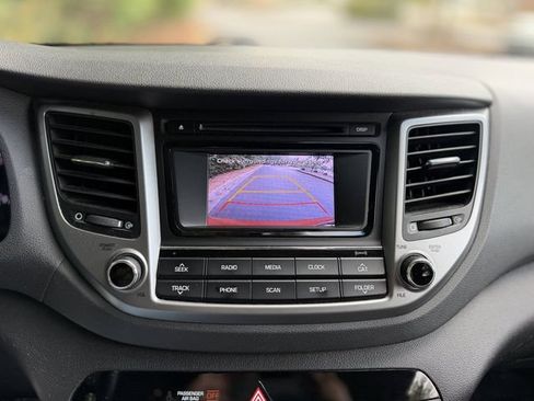 Used 2016 Hyundai Tucson Eco FWD image 17