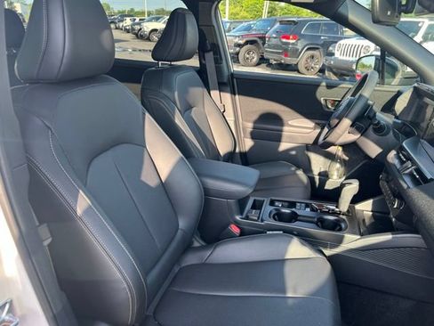 Used 2026 Subaru Outback Limited AWD/4WD image 19